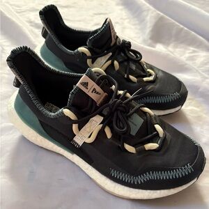 Adidas Parley Ultra boost Sneakers